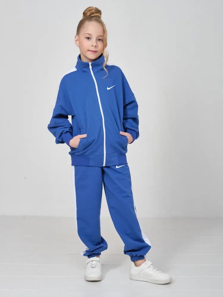 Костюм спортивный - 1