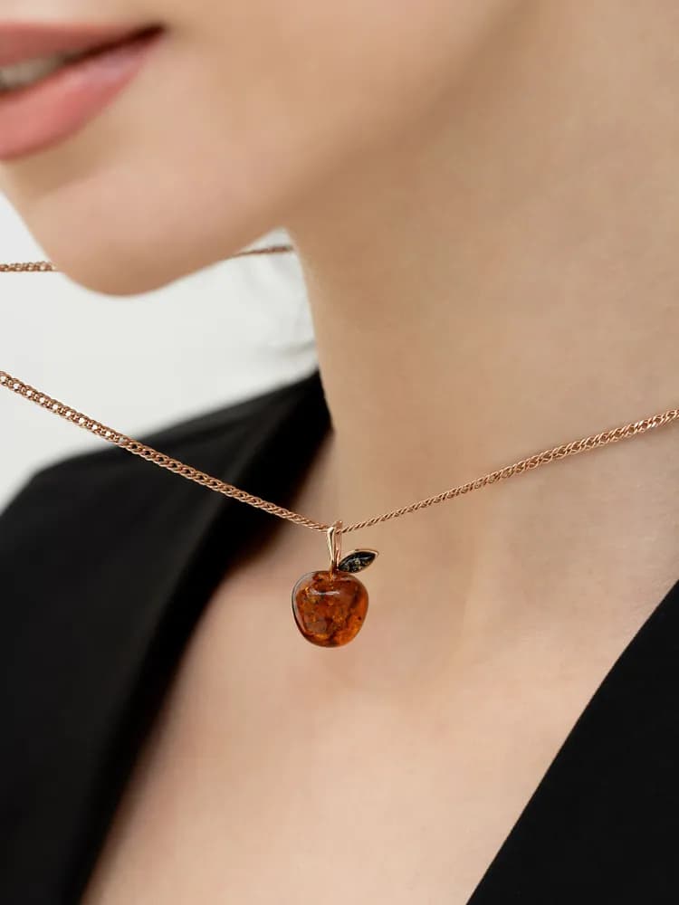 Подвеска с натуральным балтийским янтарем - 1