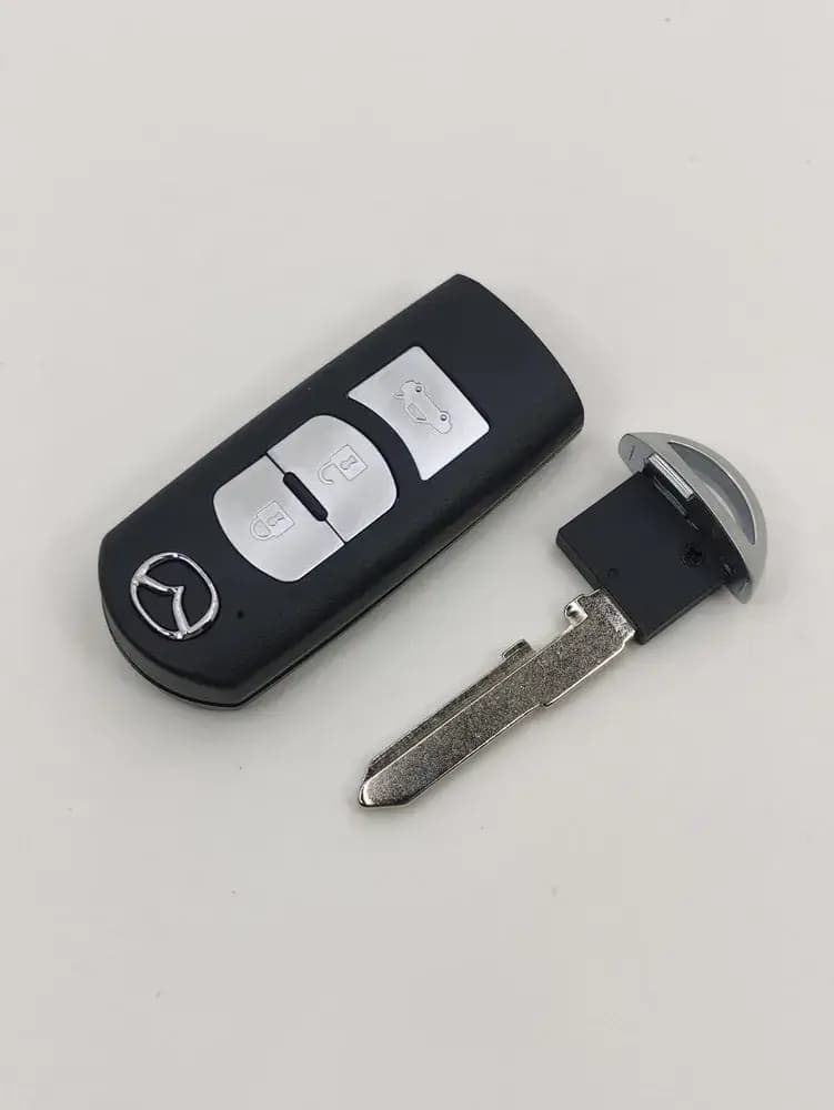 Корпус ключа зажигания Mazda 3 кнопки - 3